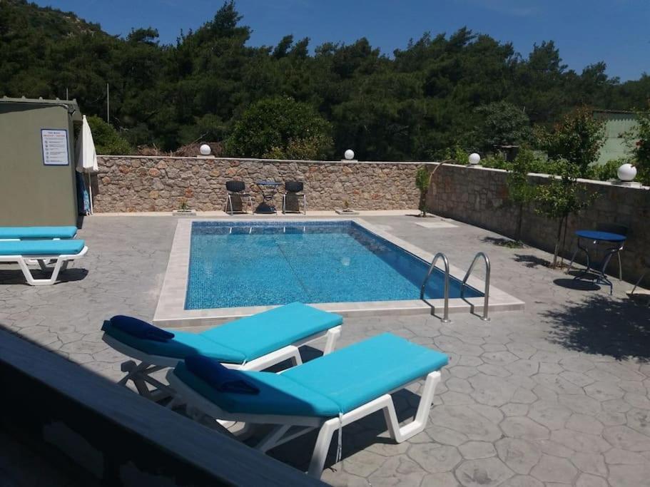 Greek Style Ground Floor Apartment & Pool Ialysos  Dış mekan fotoğraf