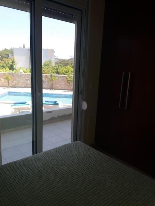 Greek Style Ground Floor Apartment & Pool Ialysos  Dış mekan fotoğraf