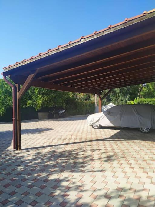 Greek Style Ground Floor Apartment & Pool Ialysos  Dış mekan fotoğraf